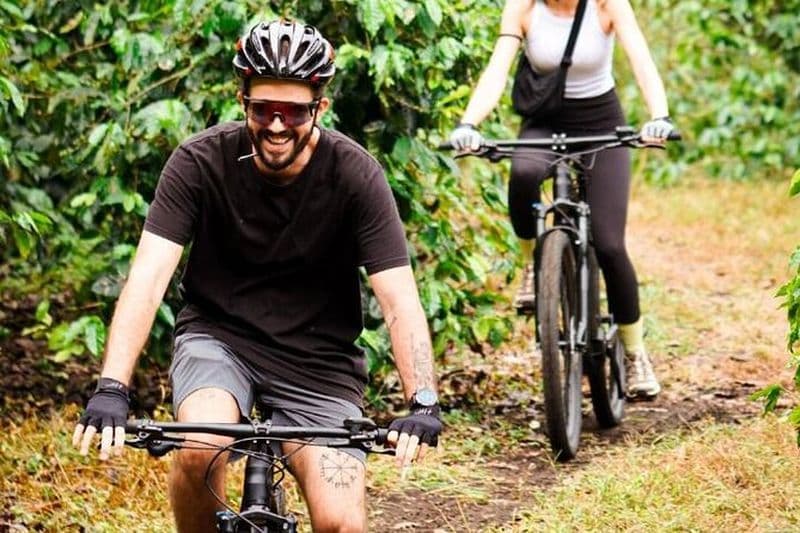 Billet Location de VTT (vélos ordinaires de qualité supérieure)