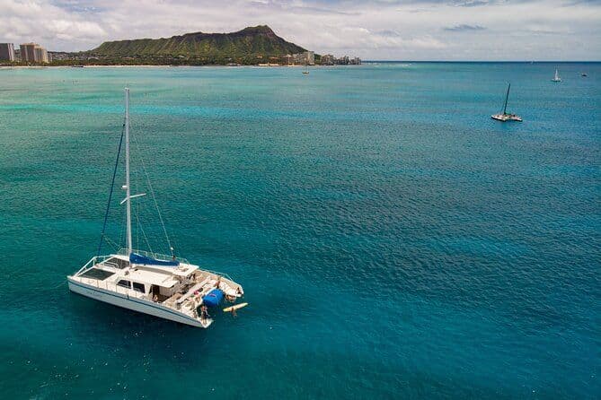 Waikiki Catamaran Voile avec tuba avec déjeuner : Tortues garanties