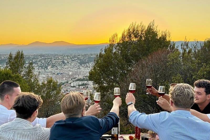 Billet Nice : Sunset & Apéro en 4x4 Defender avec vue à 360°