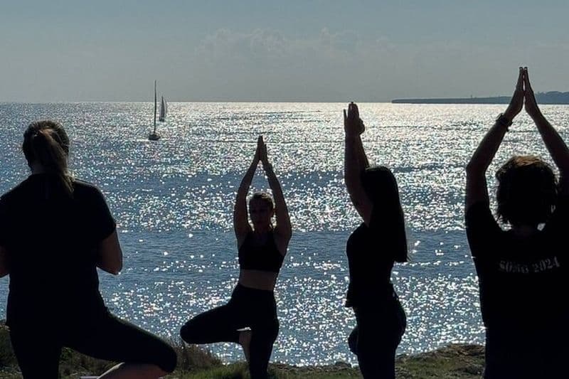 Cours de yoga à Ortigia avec vue sur la mer