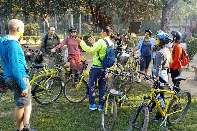 Billet Visite privée à vélo de 3,5 heures dans le sud de Delhi avec le quartier artistique de Lodi