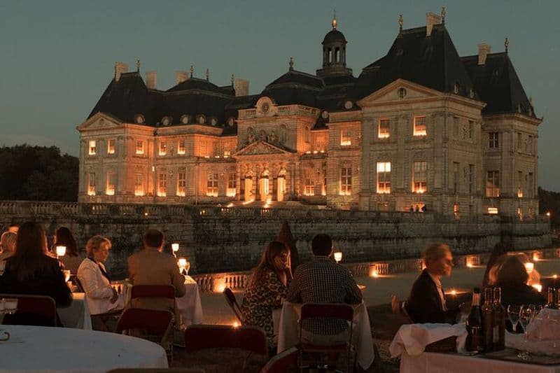 Évasion privée d'une demi-journée à la bougie de Vaux-le-Vicomte au départ de Paris