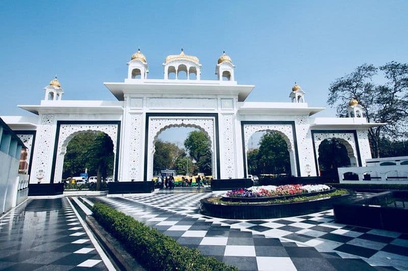 Gurudwara Bangla Sahib Randonnée pédestre et gustative