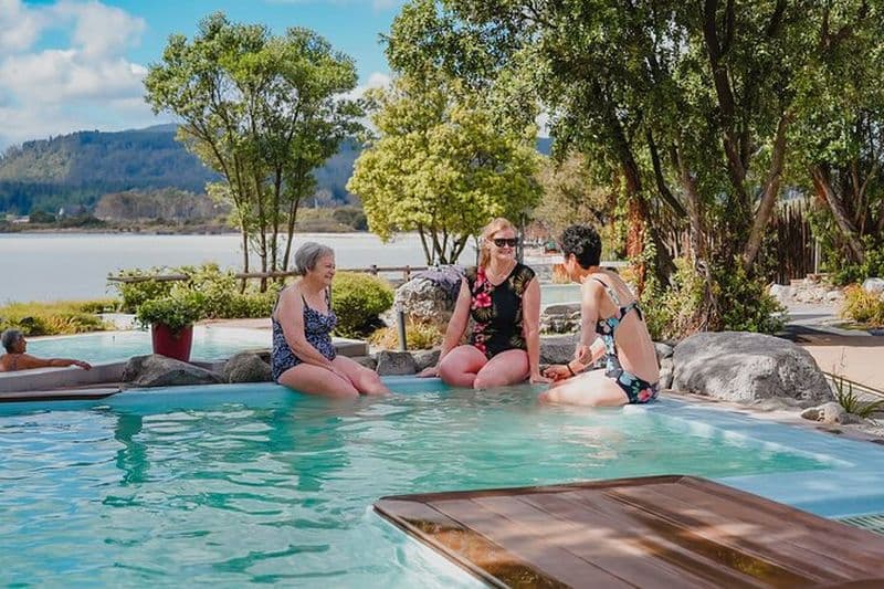 Polynesian SPA Rotorua : Pavillon (12 ans et plus) Baignade en piscine chaude