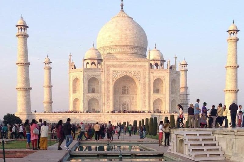 Nuit au Taj Mahal avec Mohabbat le spectacle de danse et de lumière du Taj