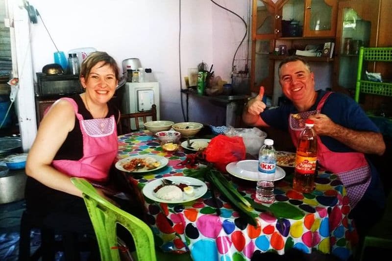 Billet Visite du marché local et cours de cuisine