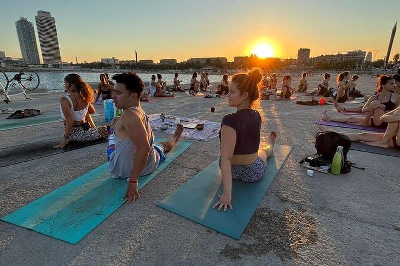 Billet Yoga au bord de la mer à Barcelone