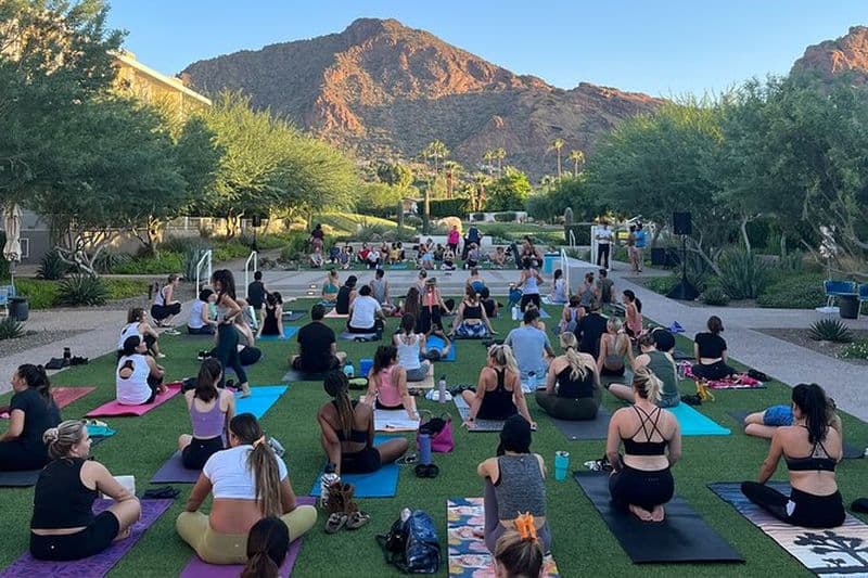 Séance de yoga guidée privée au parc Papago
