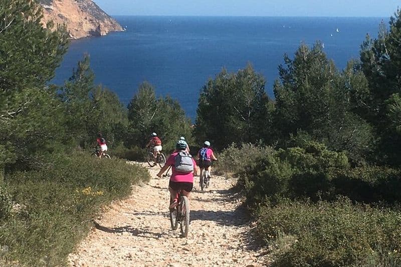 Billet Cassis : excursion dans 2 Calanques en VTT électrique