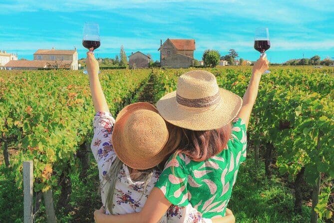 Visite privée des vins de Lisbonne à Arrábida : marché, carrelage et 3 caves