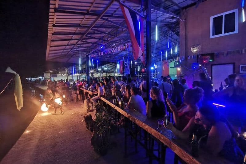 Billet Railay Pub Crawl