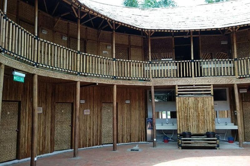 Billet Hakka Village at Tadom Hill Resort - Plateforme de plongée, balançoire sur l'eau et balançoire Tarzan