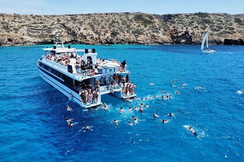 Billet Fête en bateau de 3 heures avec 2 DJ live à Majorque