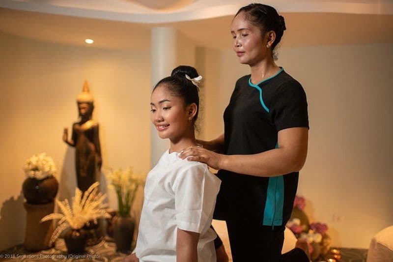 Billet Le massage khmer traditionnel est un traitement extrêmement relaxant et sans huile.