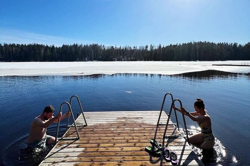 Billet Randonnée dans le parc national et expérience du sauna à fumée finlandais avec déjeuner au feu de camp