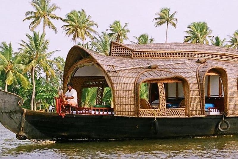 Billet Excursion privée de 2 jours au Kerala de Delhi avec vol: Péniche et visite de Cochin
