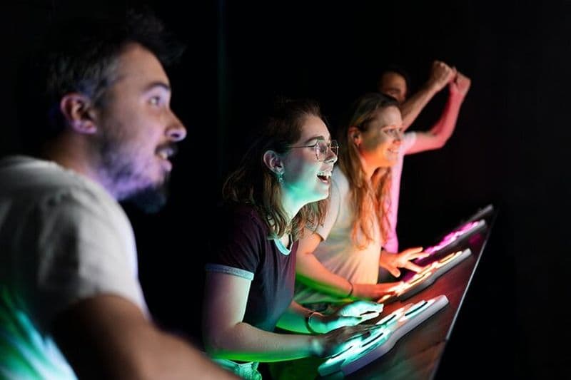 SPARK81 Expérience d'arcade immersive à Barcelone