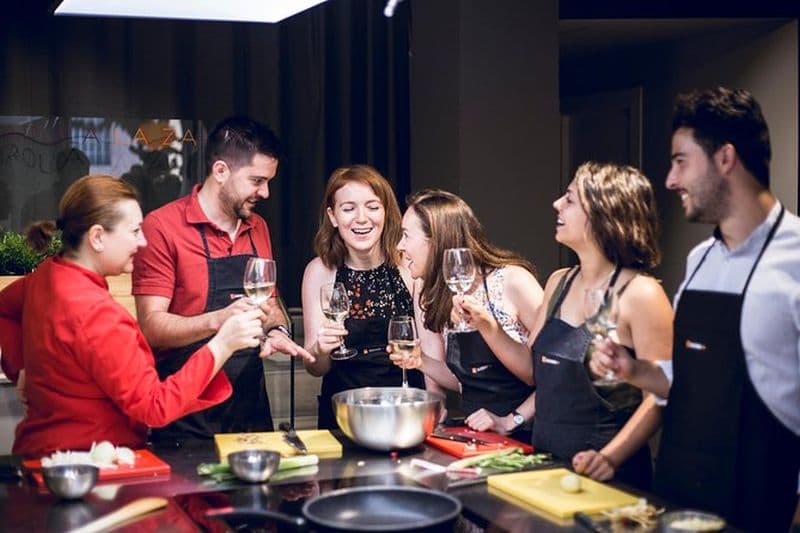 Billet Visite du marché de midi et cours de cuisine espagnole