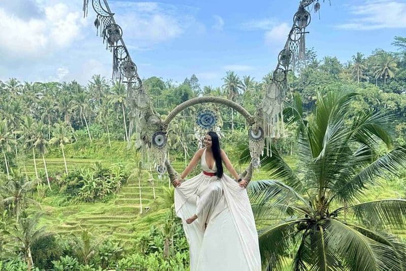 Ubud : tyrolienne, balançoire de Bali et vélo du ciel dans une rizière en terrasse privée
