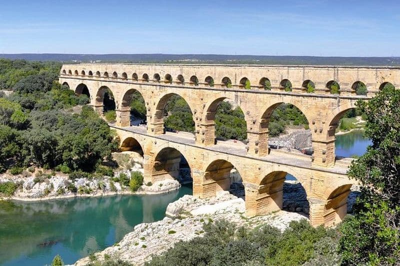 Billet Une demi-journée en Provence au pont du Gard avec dégustation de vins au départ d'Avignon