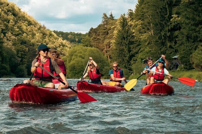 Mission facile en canoë sur la rivière Sazava depuis Prague