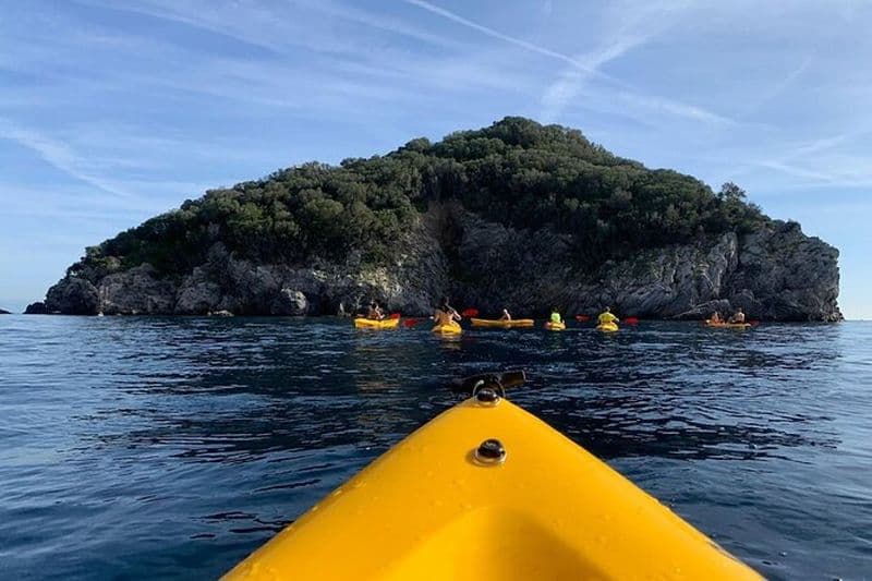 Excursion en kayak et plongée en apnée dans l'AMP de l'île Bergeggi