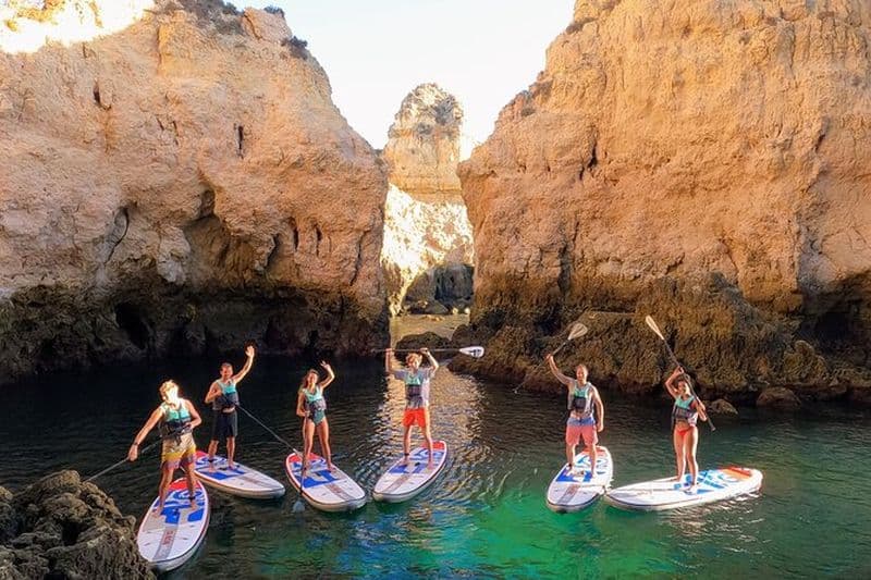Visite guidée en stand up paddle à Lagos Ponta Da Piedade