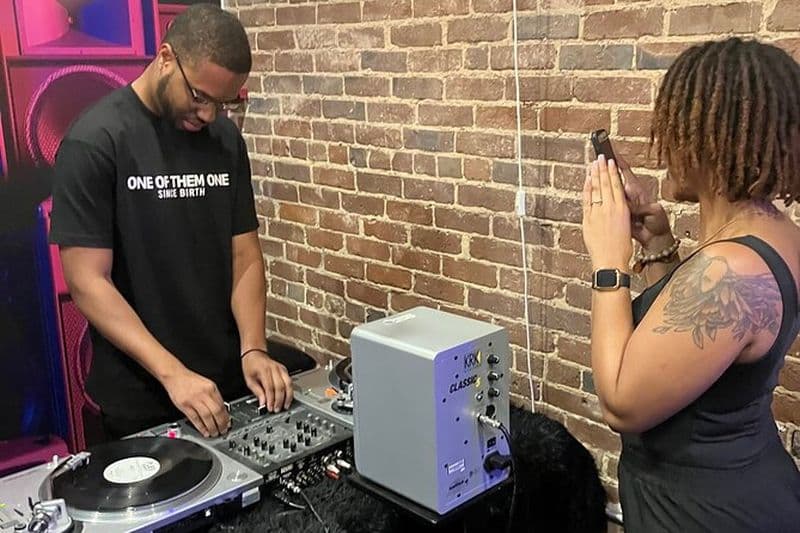 Billet Guided Vinyl DJ Experience