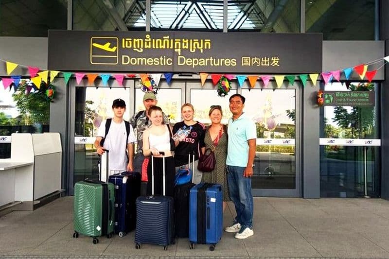 Transfert aéroport international Techo en voiture ou minivan