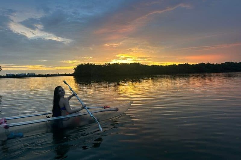 Coucher de soleil Clear Kayak ou Paddleboard à Orlando