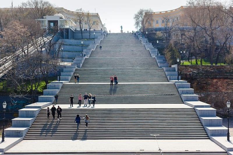 Visite à pied d'Odessa et de la cinématographie