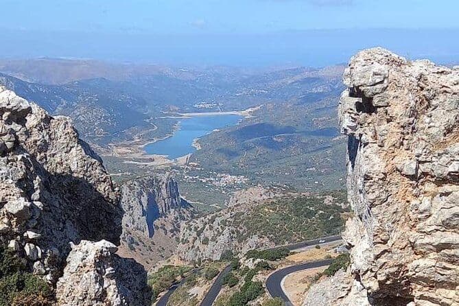 PRIVÉ-Knossos-Vignoble-Usine d'huile d'olive-Villages traditionnels