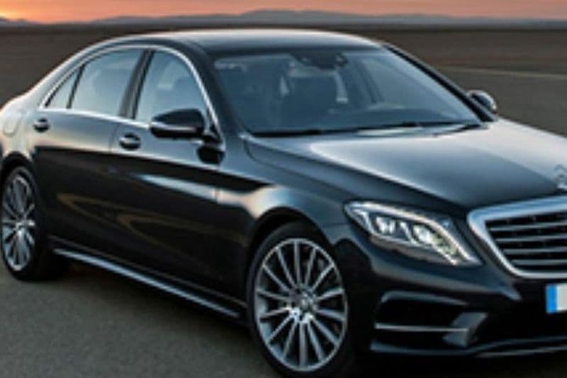 Chauffeur privé de l'aéroport de Naples au centre ou vice versa