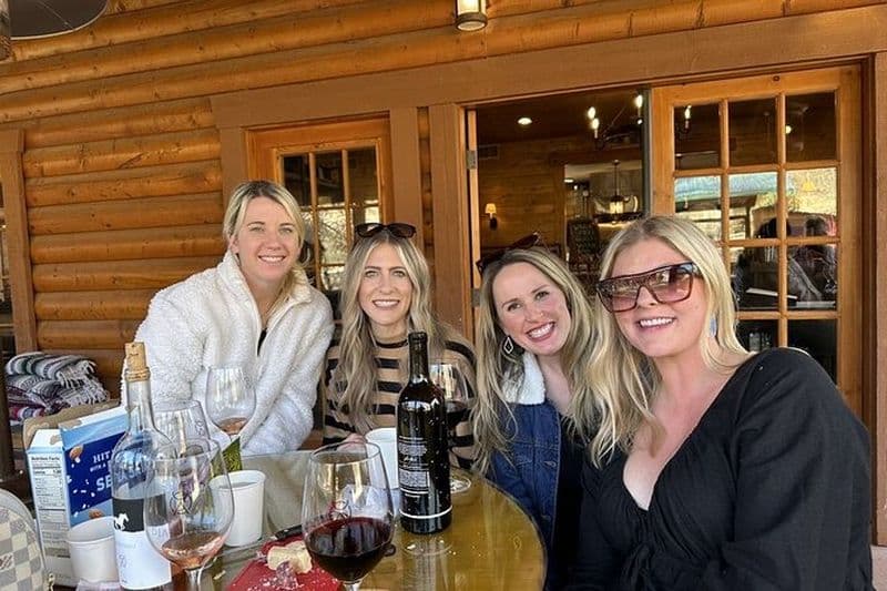 Visite privée de vins de luxe 489 $ par groupe, jusqu'à 5, 749 $ jusqu'à 10