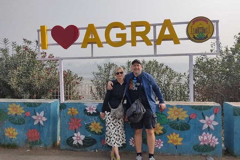 Billet Visite privée en taxi le jour même, prise en charge à Delhi Agra