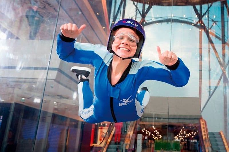 Expérience de parachutisme en salle iFLY à Londres - 2 vols