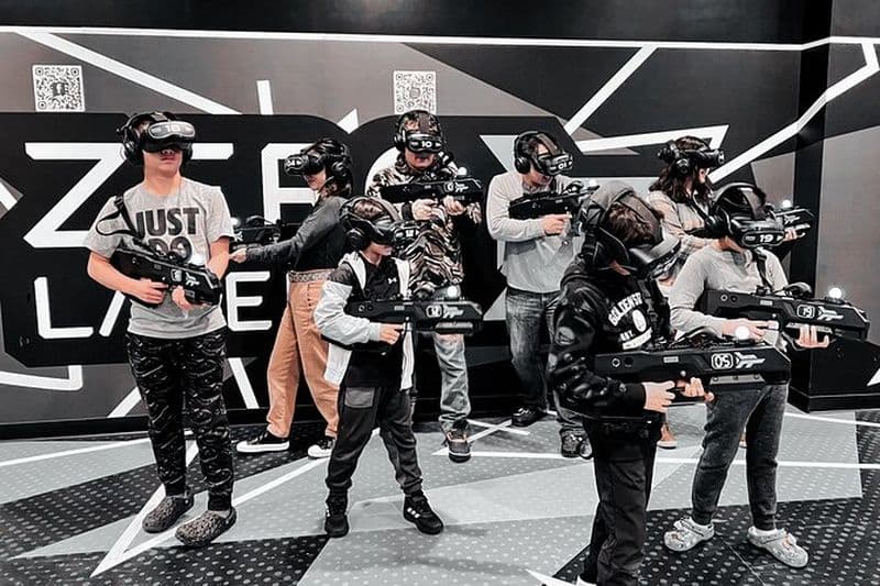 Reno : Arcade Play Card & Free Roam Arena VR Combo Ticket