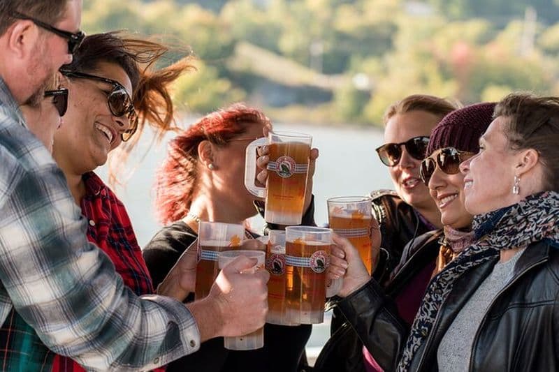 Circle Line : 4 - h Automne Feuillage Oktoberfest Croisière sur le fleuve Hudson