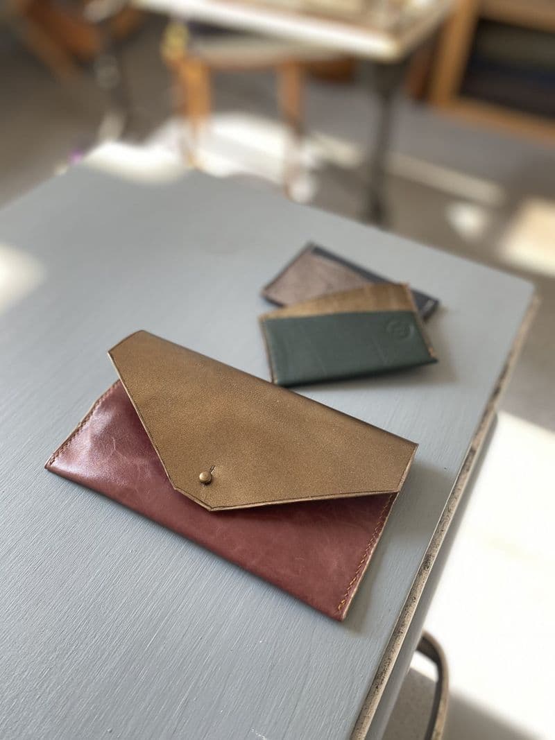 Réalisez un essentiel de la maroquinerie