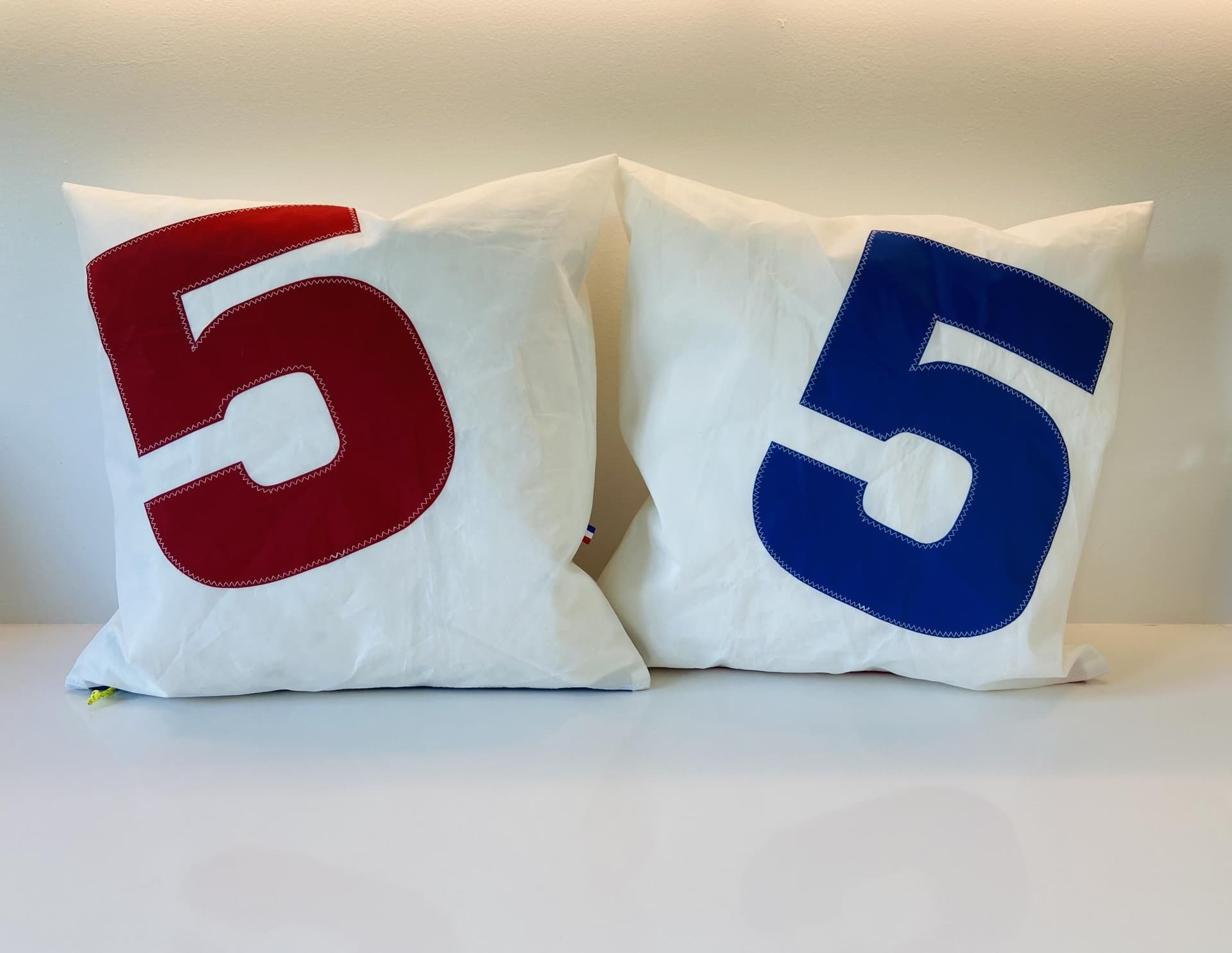 Créez votre housse de coussin en voile de bateau