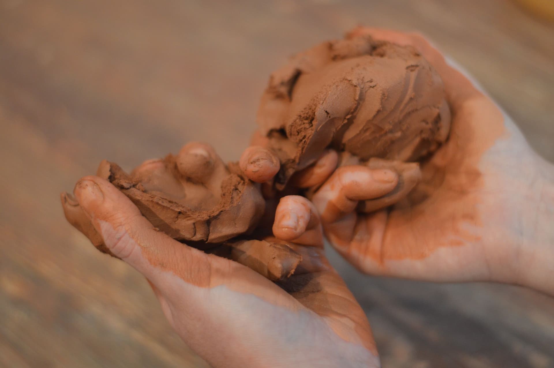 Initiez-vous au modelage avec votre enfant