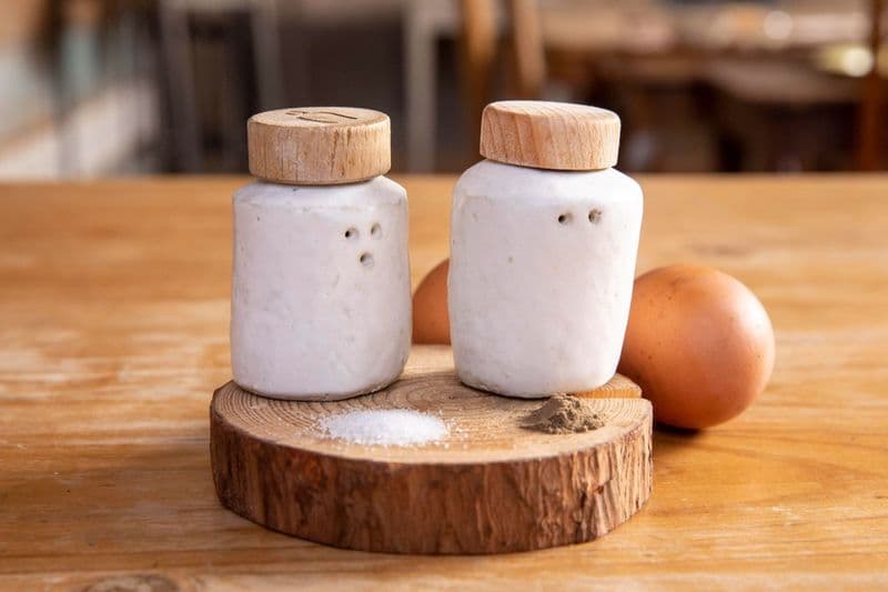 Billet Modelez votre salière et poivrière en céramique